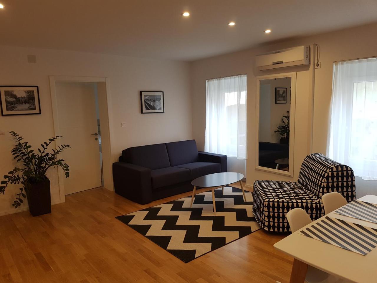 Home Apartmani I Sobe Osijek Exterior foto